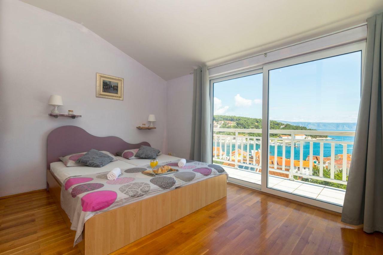 Palma Jelsa (Hvar)